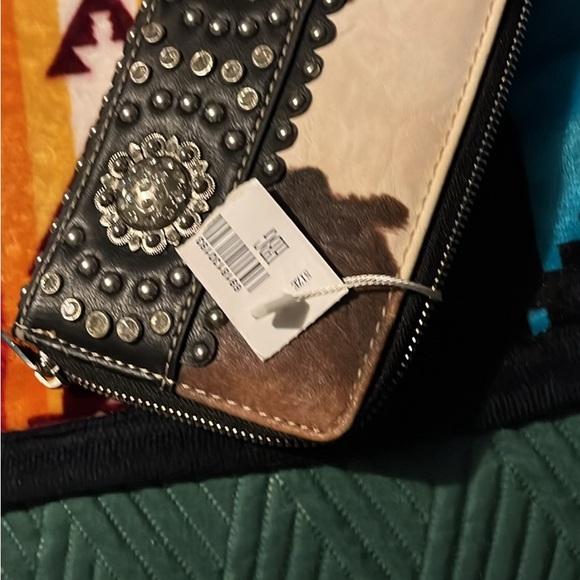 Cow print - Picture 2 of 3